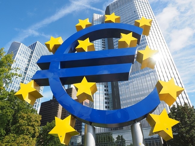 Декларация за бърз курс на страната ни към чакалнята за еврозоната.