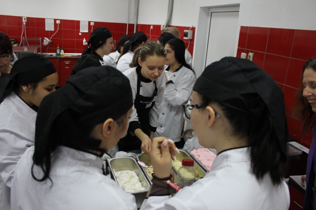 Gelato Innovation Challenge – Враца обедини ученици, джелато и иновации